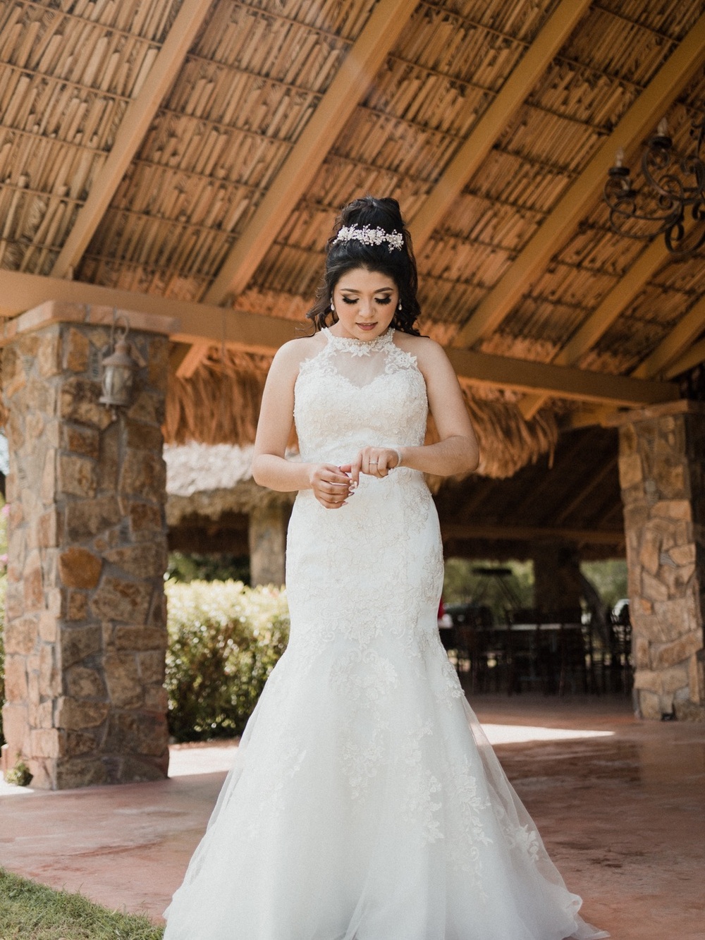 Jewel by David’s Bridal Mermaid Wedding Dress Size 8 with Veil